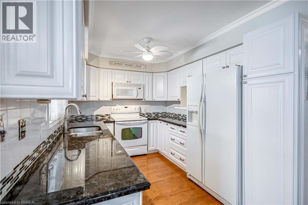 20 Courtland Drive Unit# 14, Brantford, Ontario  N3R 7Y2 - Photo 13 - 40795781