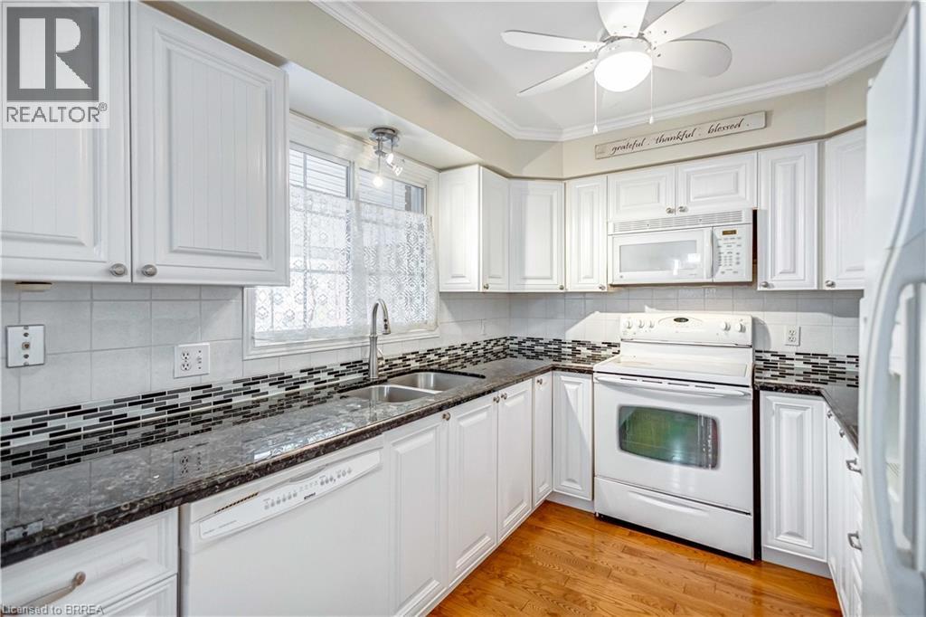 20 Courtland Drive Unit# 14, Brantford, Ontario  N3R 7Y2 - Photo 14 - 40795781