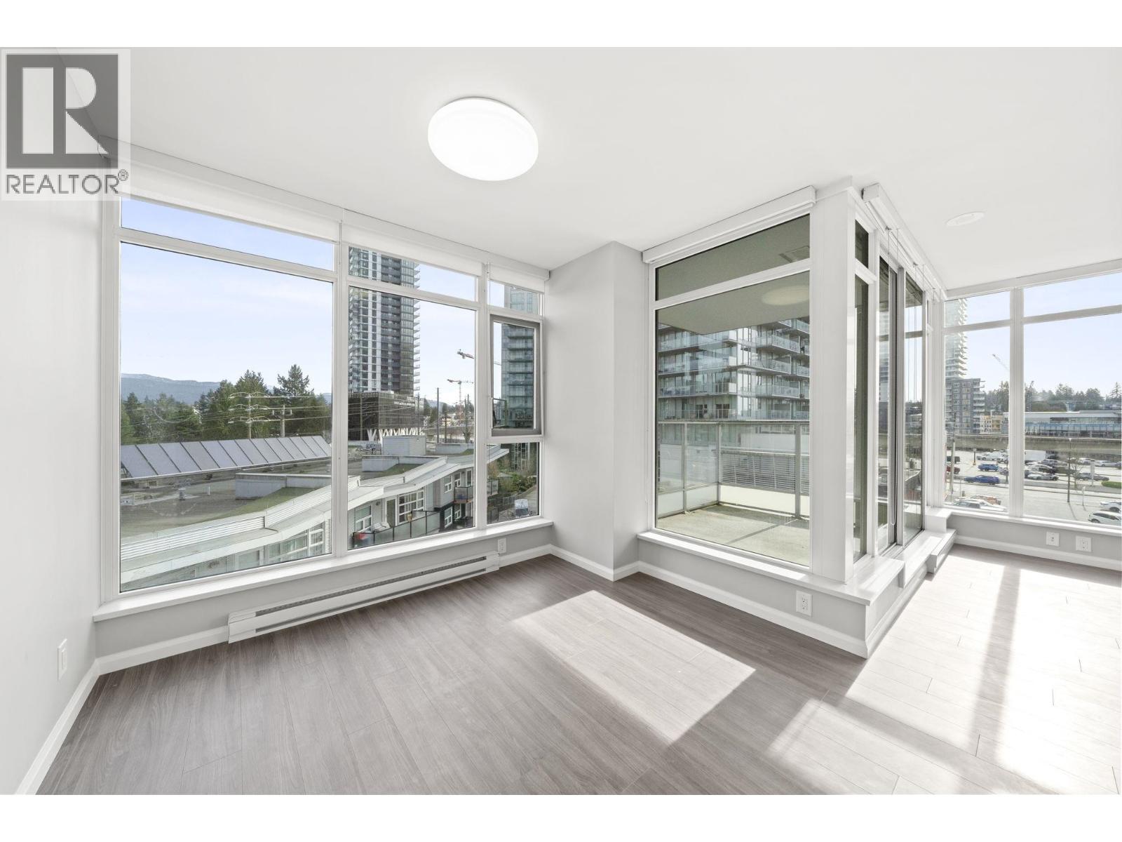 807 520 Como Lake Avenue, Coquitlam, British Columbia  V3J 0E8 - Photo 14 - R3103880