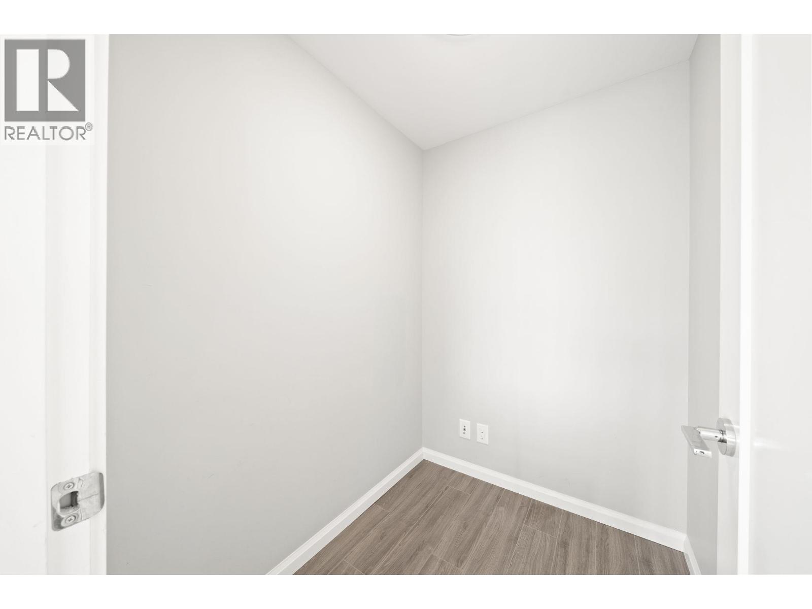 807 520 Como Lake Avenue, Coquitlam, British Columbia  V3J 0E8 - Photo 21 - R3103880