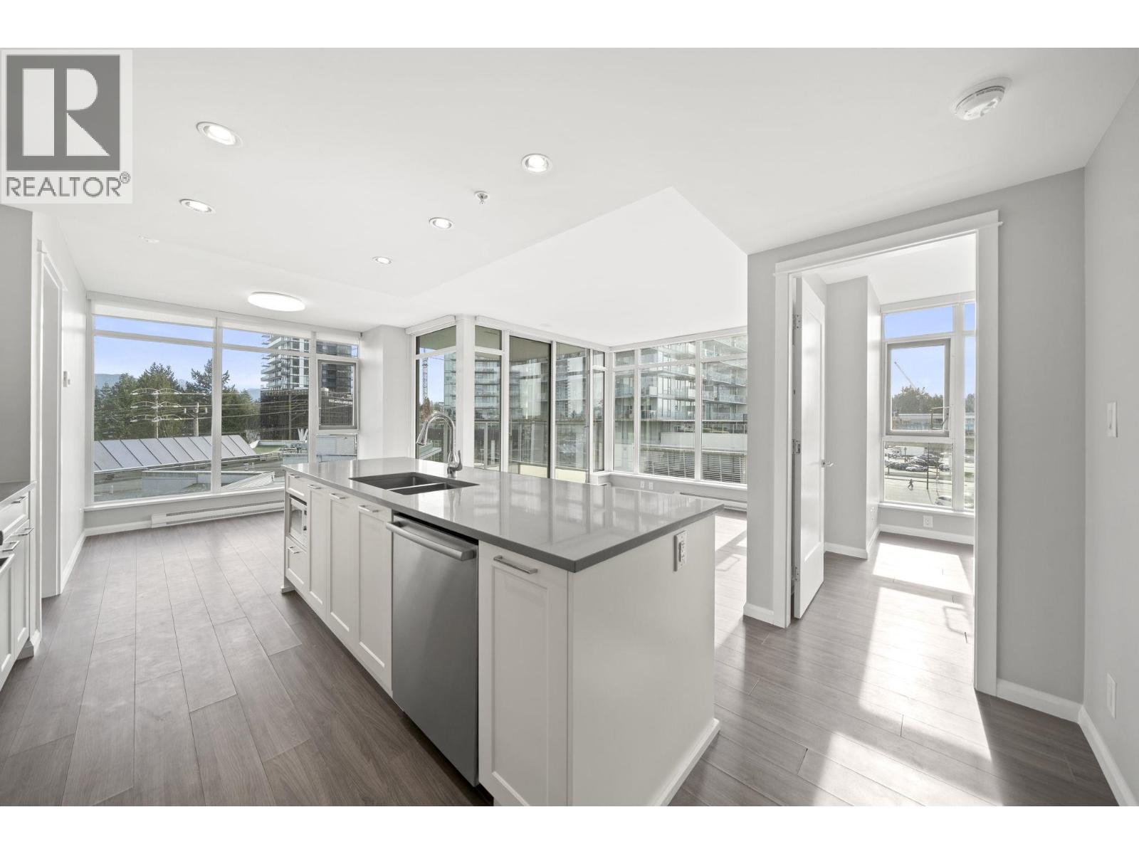 807 520 Como Lake Avenue, Coquitlam, British Columbia  V3J 0E8 - Photo 6 - R3103880