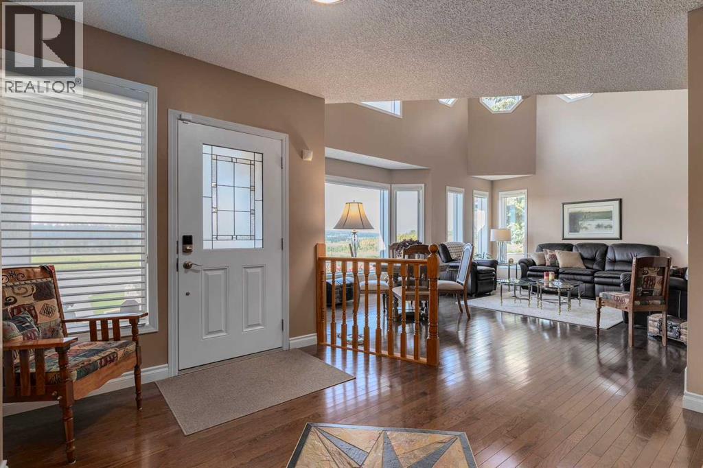 88 Woodacres Drive SW, Calgary, Alberta  T2W 4Z8 - Photo 13 - A2296116