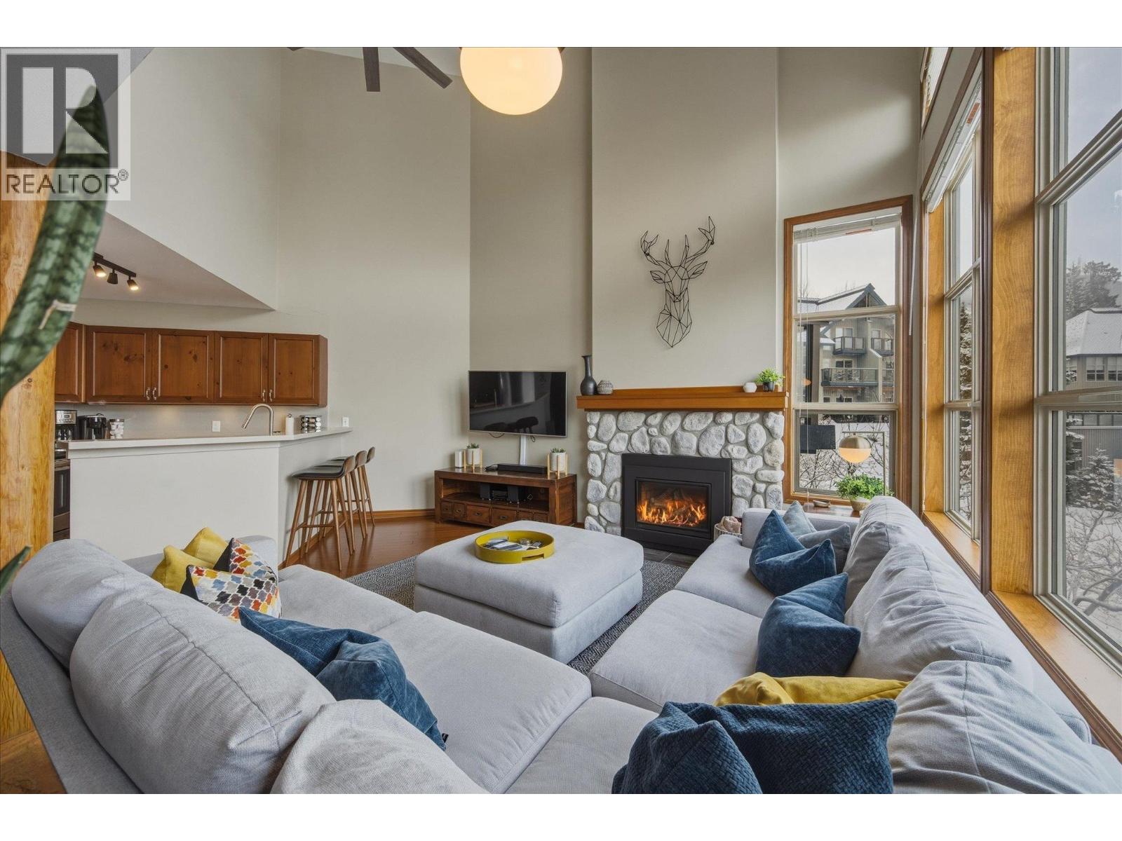 13 4644 Blackcomb Way, Whistler, British Columbia  V8E 0H2 - Photo 5 - R3095744