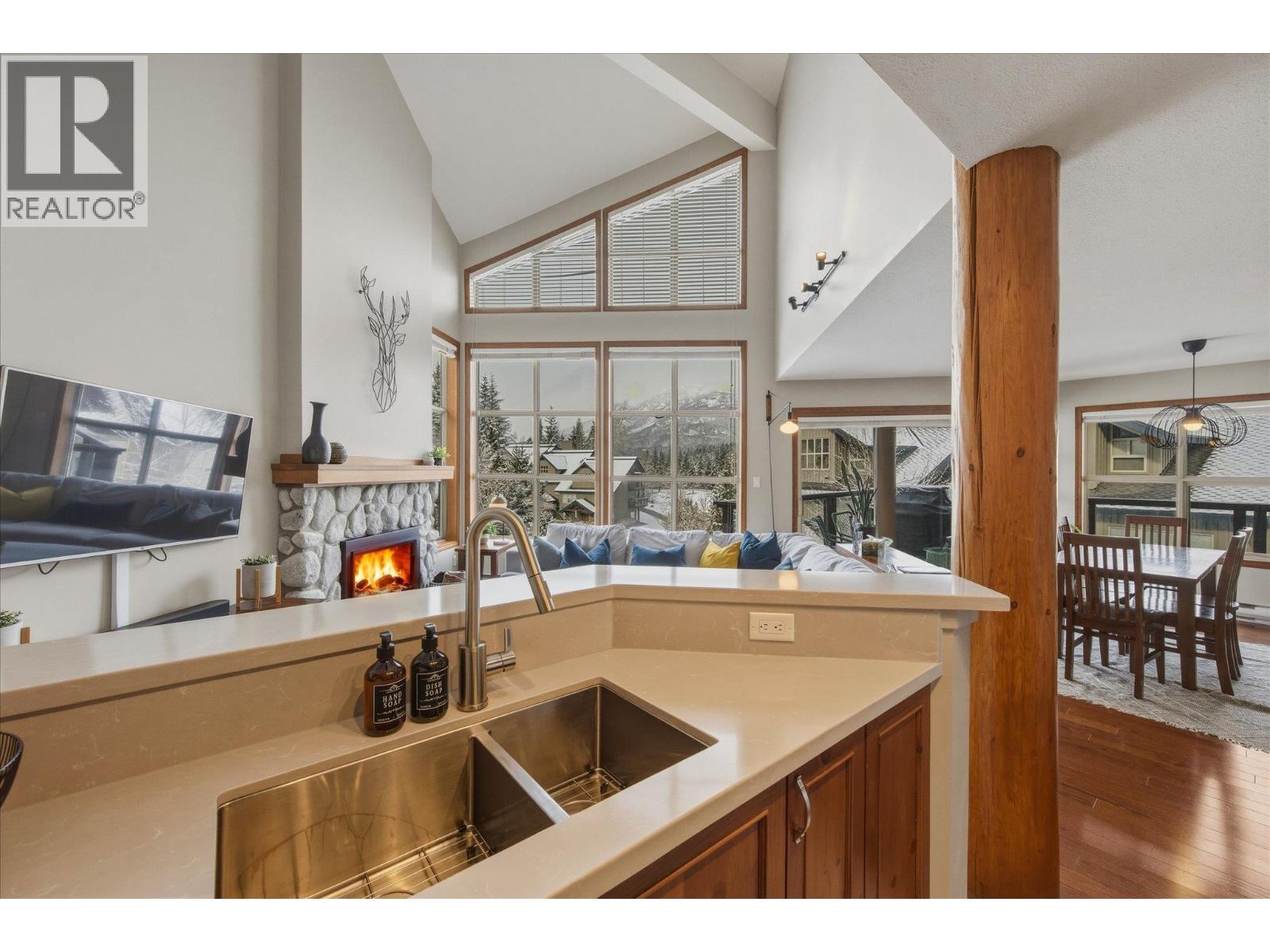 13 4644 Blackcomb Way, Whistler, British Columbia  V8E 0H2 - Photo 11 - R3095744