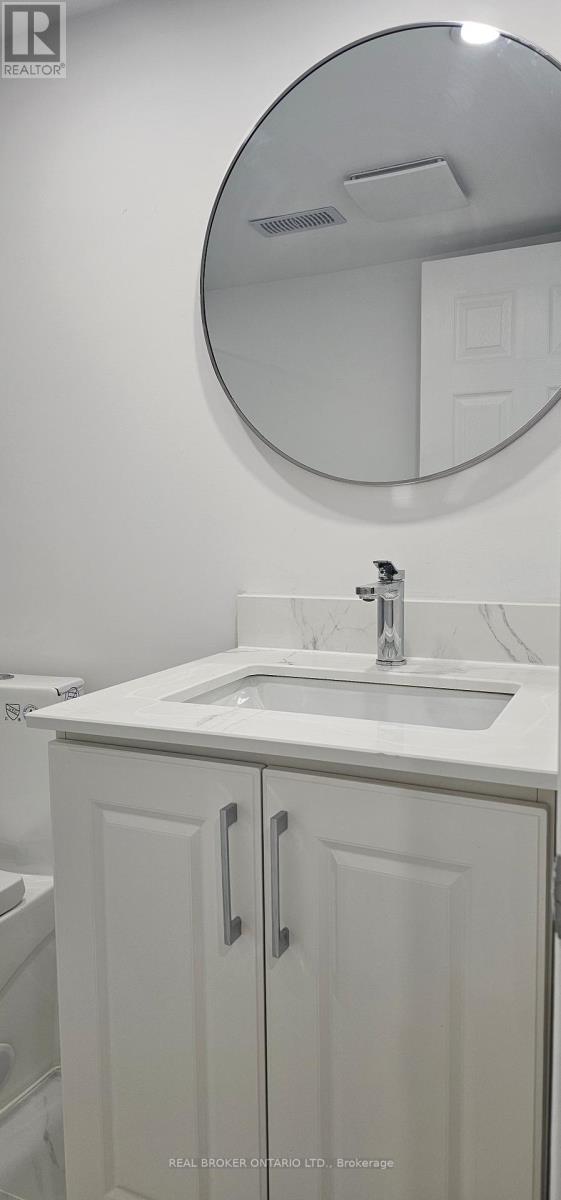 Basement A - 1296 Ellenton Crescent, Milton, Ontario  L9T 6V3 - Photo 9 - W12933132