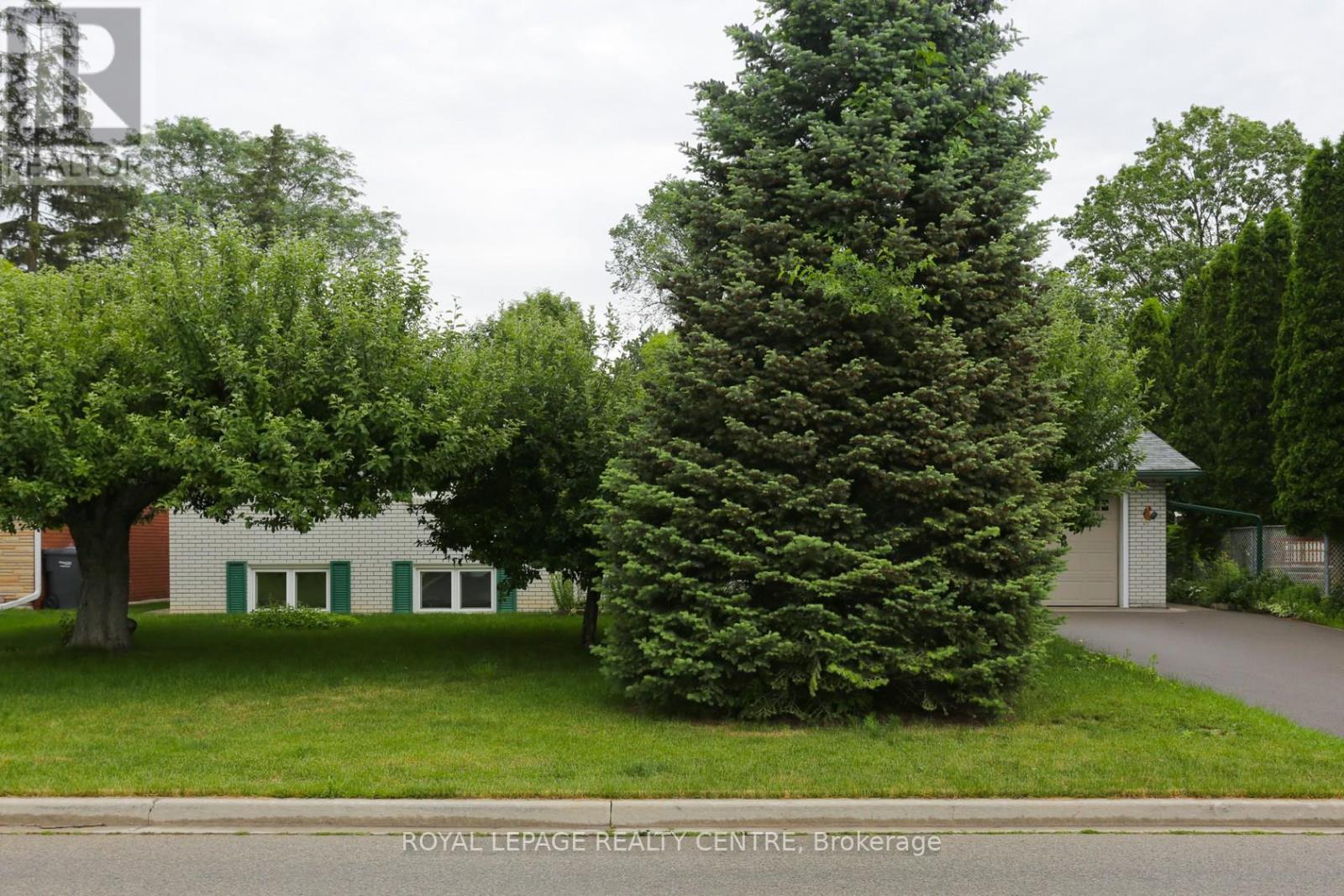 2341 GENEVIEVE DRIVE, Mississauga, Ontario