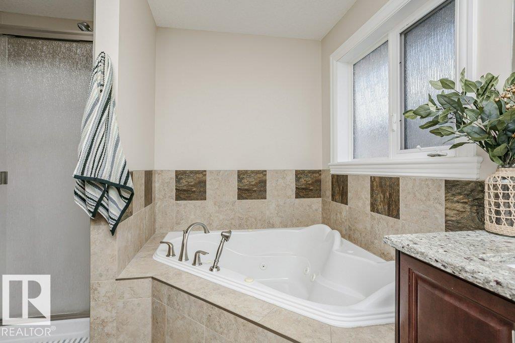 1520 67 St Sw, Edmonton, Alberta  T6X 0G8 - Photo 47 - E4479641