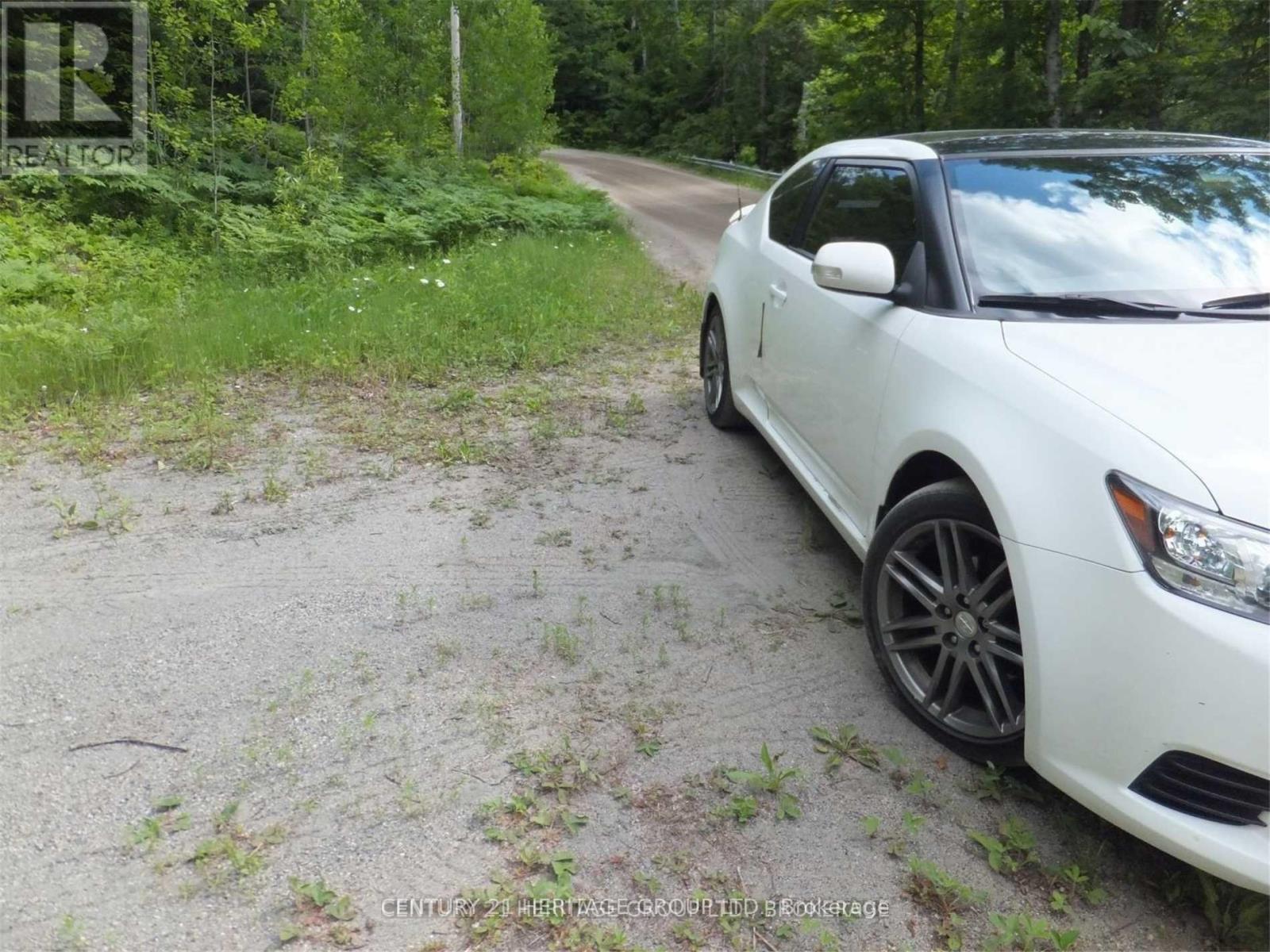 2098 Glamor Lake Road, Highlands East, Ontario  K0M 1R0 - Photo 5 - X12933146