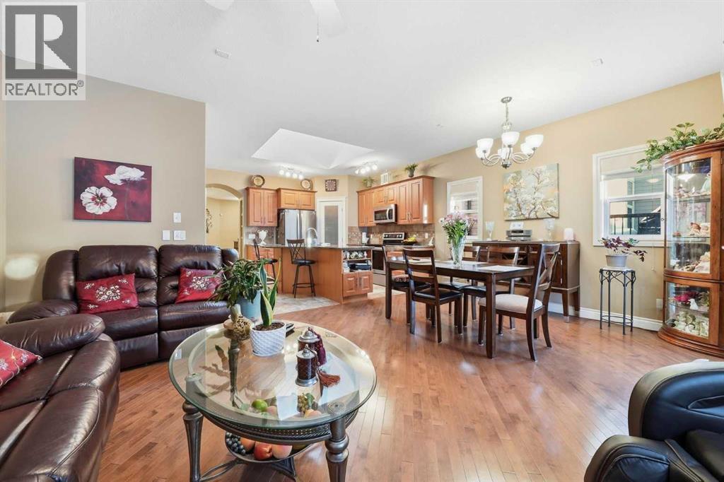 144 Reunion Close NW, Airdrie, Alberta  T4B 0M3 - Photo 10 - A2286456