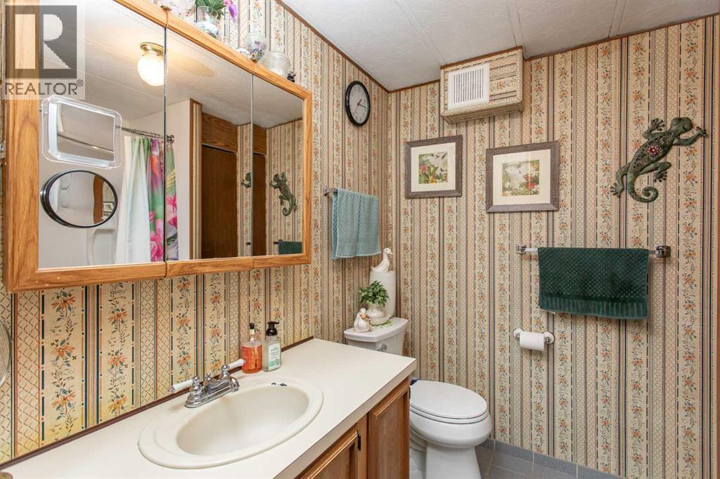 34 Hearthstone Drive, Lacombe, Alberta  T4L 1R2 - Photo 17 - A2296467