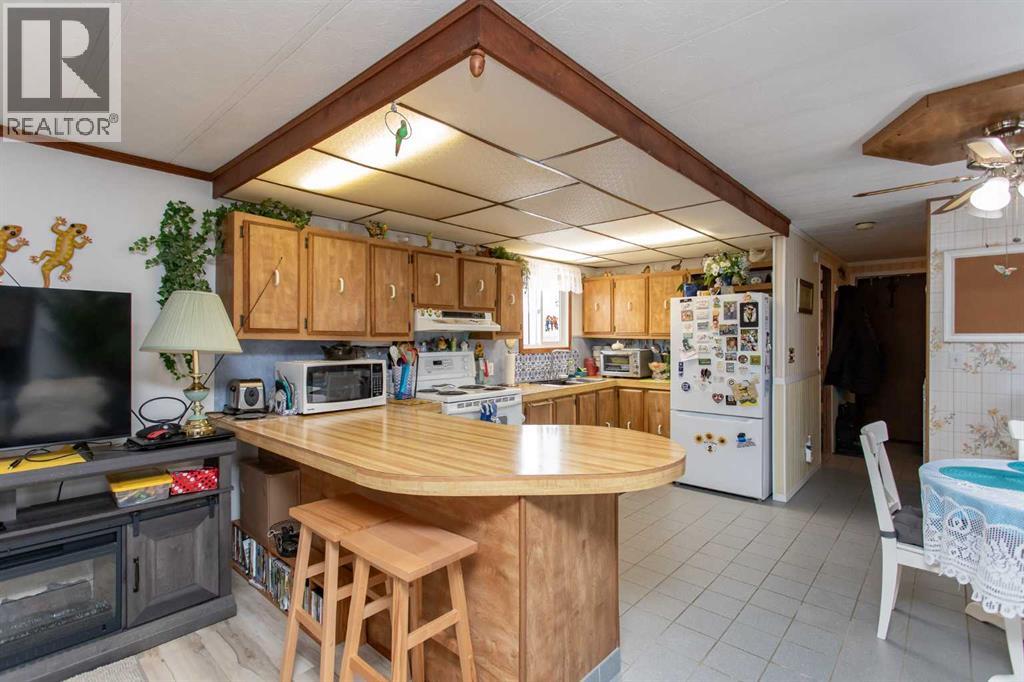 34 Hearthstone Drive, Lacombe, Alberta  T4L 1R2 - Photo 4 - A2296467