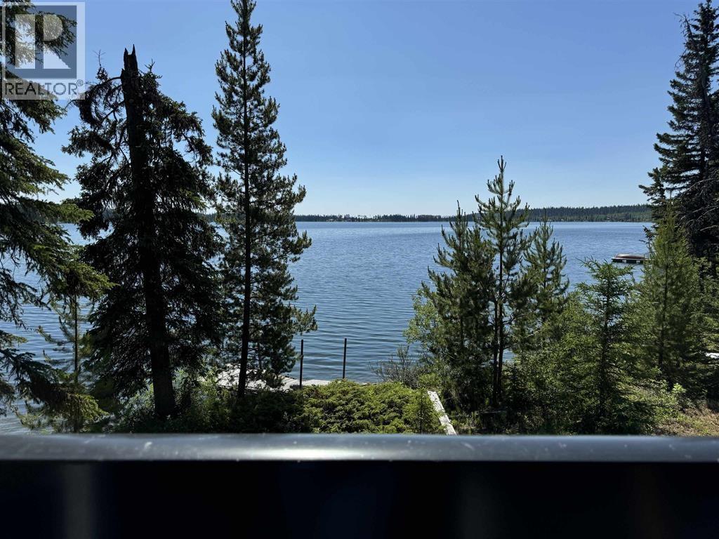 4836 BINNIE ROAD, Lac La Hache, British Columbia