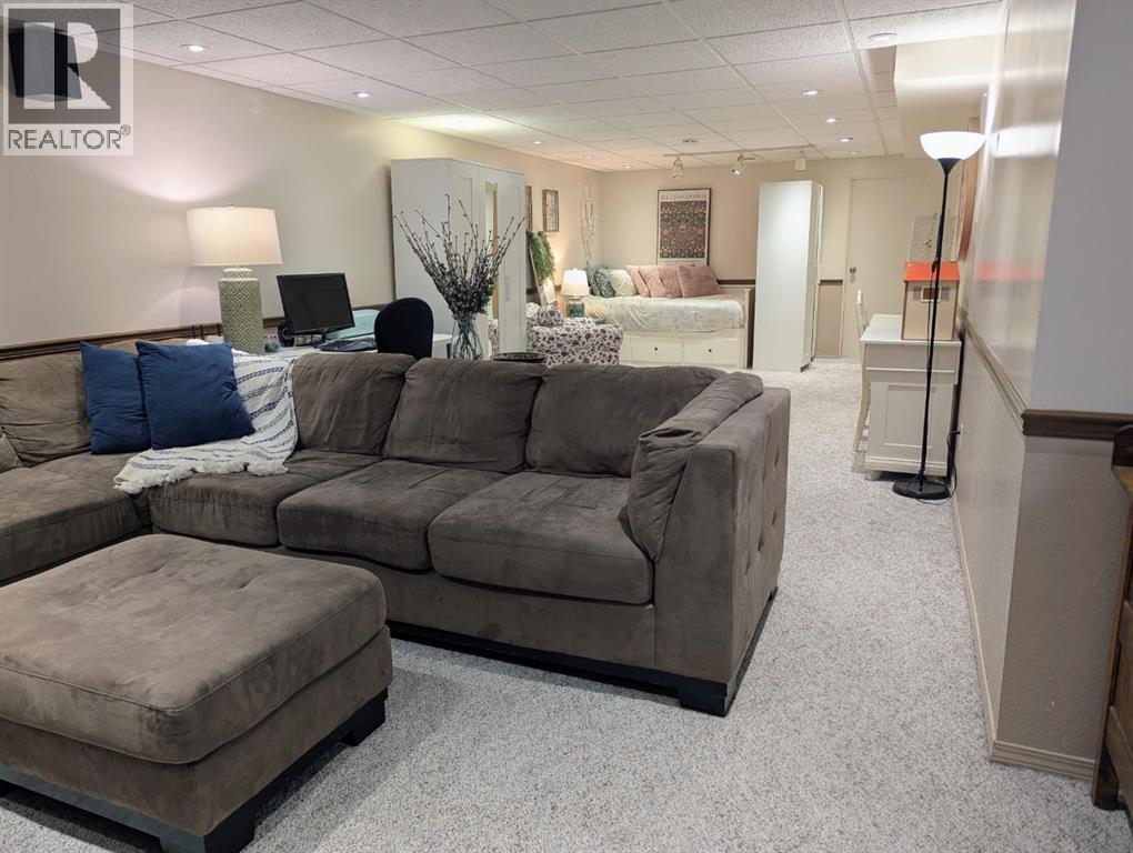 6107 Enevold Drive, Camrose, Alberta  T4V 3J7 - Photo 23 - A2297262