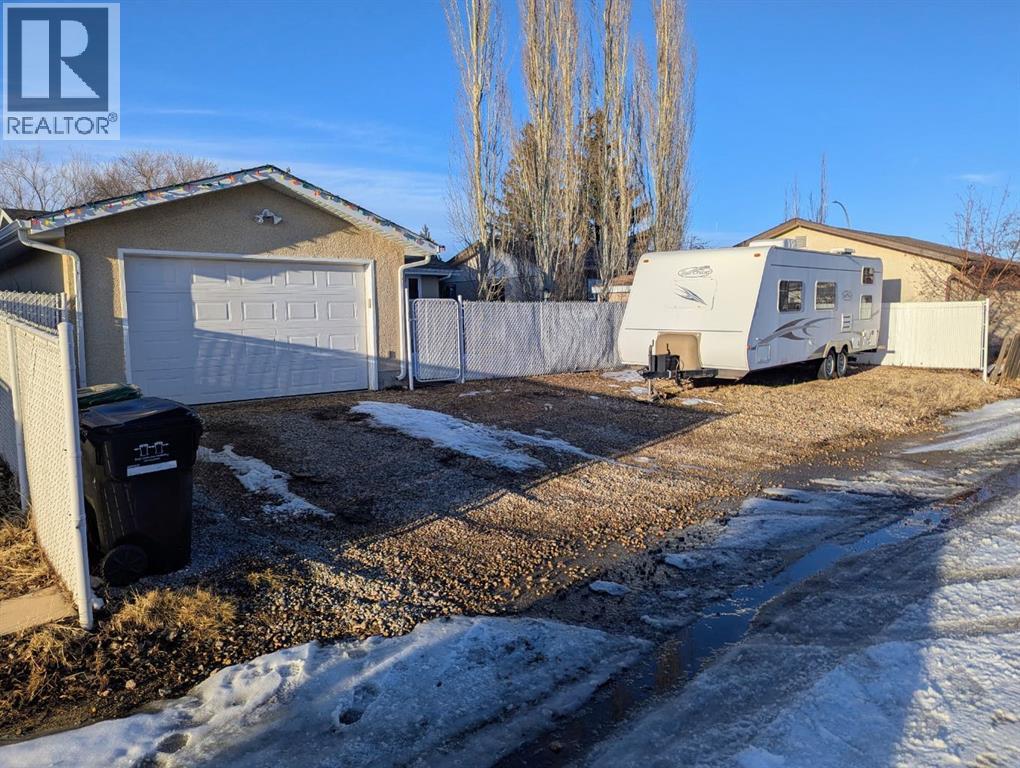 6107 Enevold Drive, Camrose, Alberta  T4V 3J7 - Photo 32 - A2297262