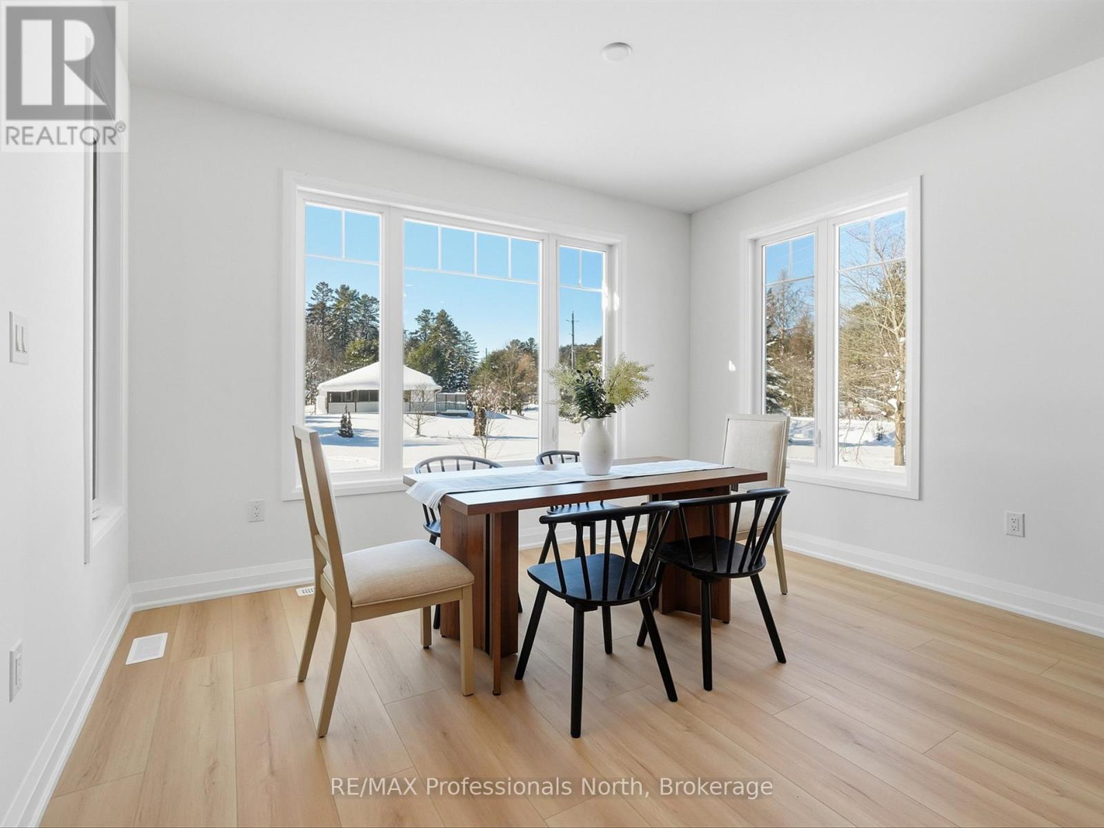 11 Clarkes Lane, Huntsville, Ontario  P0B 1M0 - Photo 16 - X12933168