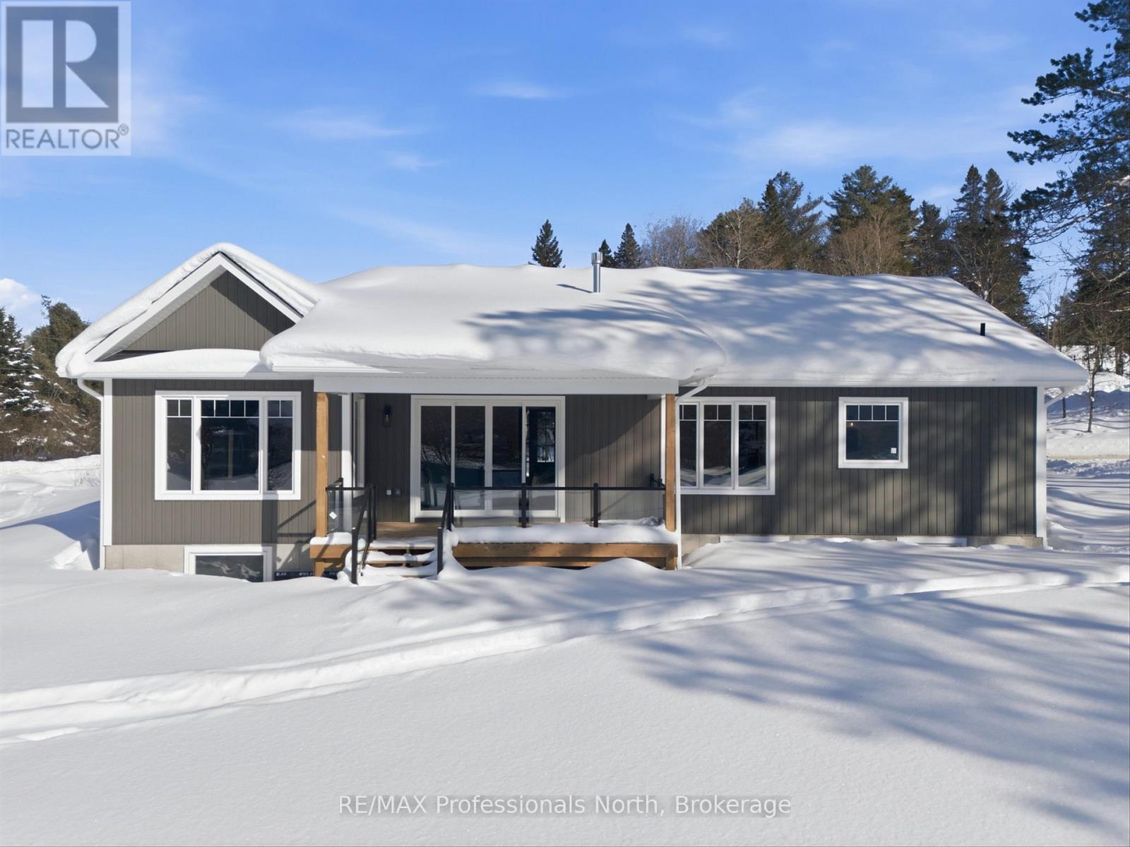 11 Clarkes Lane, Huntsville, Ontario  P0B 1M0 - Photo 45 - X12933168