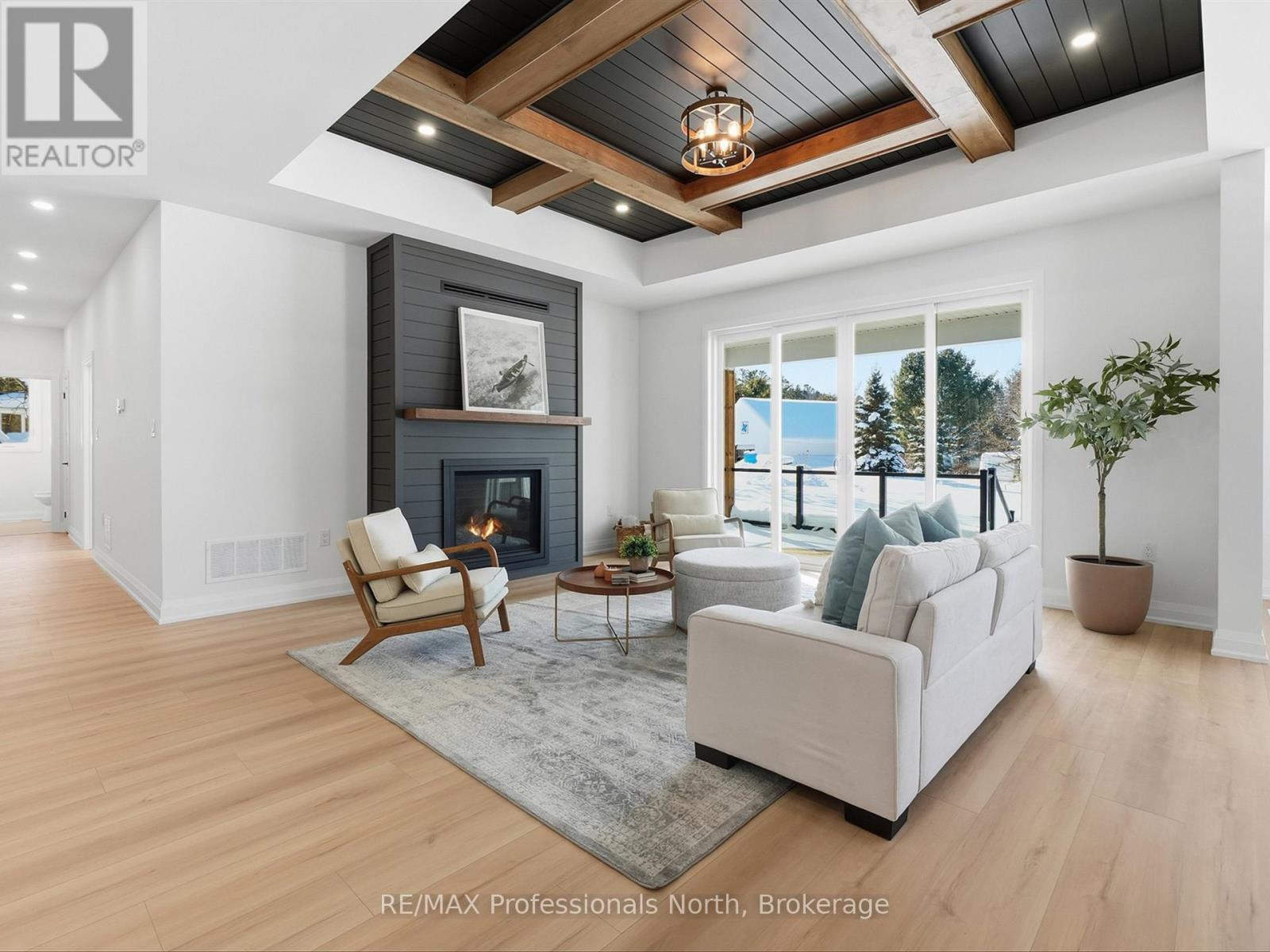 11 Clarkes Lane, Huntsville, Ontario  P0B 1M0 - Photo 6 - X12933168