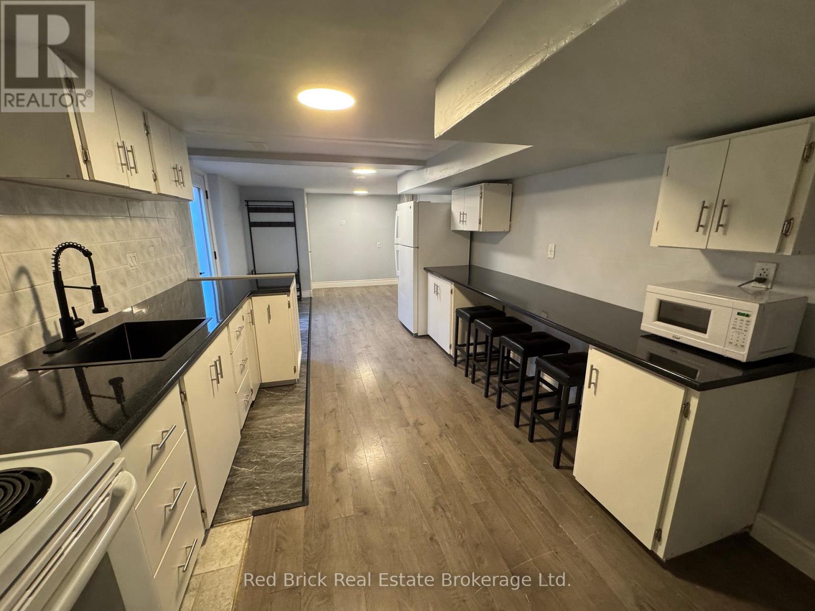 Basement Unit - 2 Callander Drive, Guelph, Ontario  N1E 4H4 - Photo 17 - X12933200