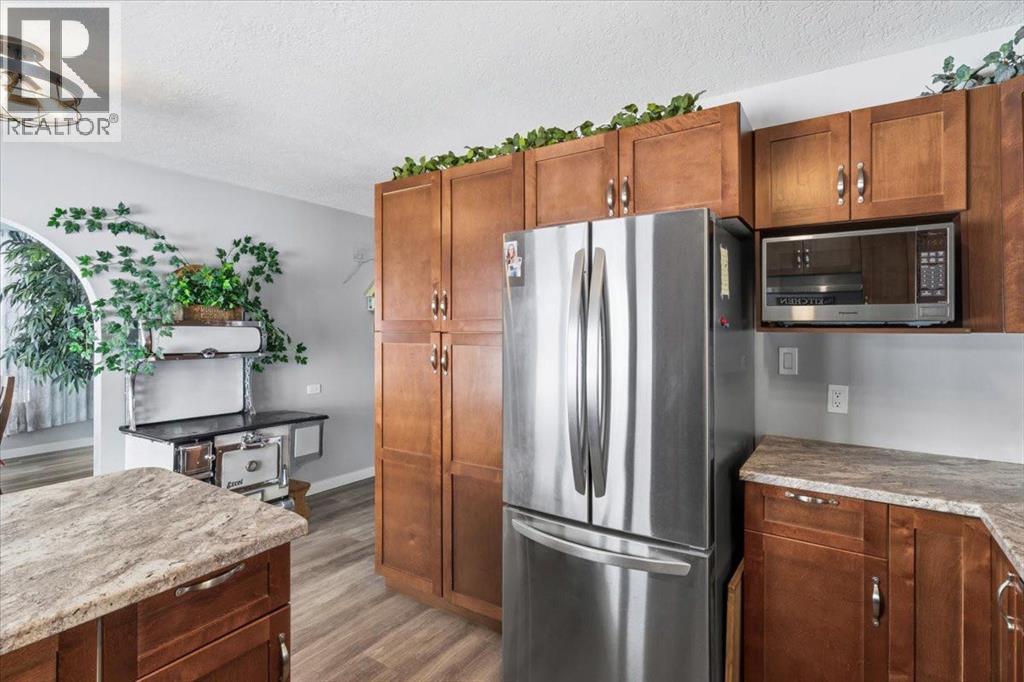 742049 Range Road 34, Teepee Creek, Alberta T0H 3C0 - Photo 9 - A2282178