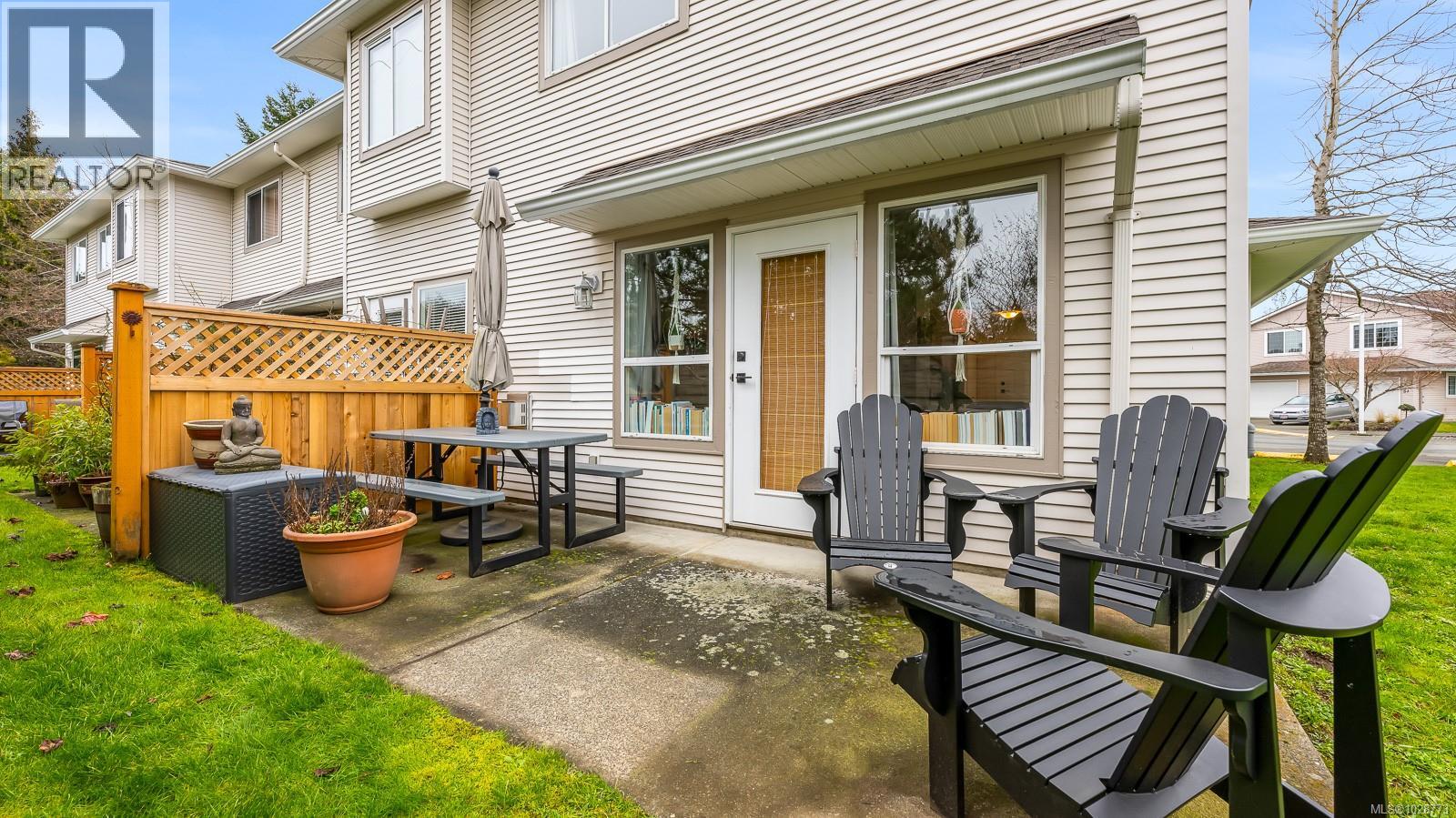 30 717 Aspen Rd, Comox, British Columbia  V9M 3X4 - Photo 2 - 1028773