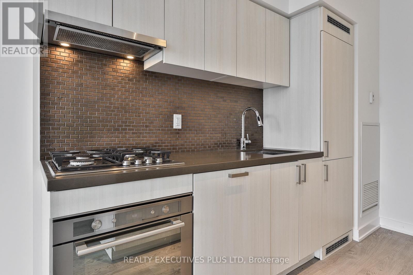 424 - 501 St. Clair Avenue W, Toronto, Ontario  M5P 0A2 - Photo 10 - C12933170