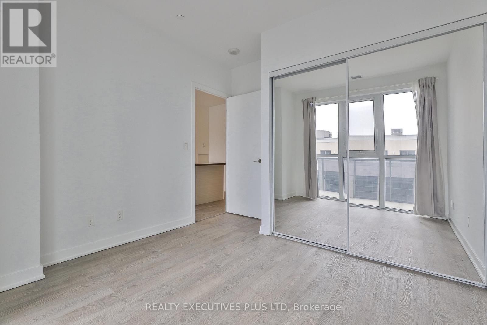 424 - 501 St. Clair Avenue W, Toronto, Ontario  M5P 0A2 - Photo 17 - C12933170