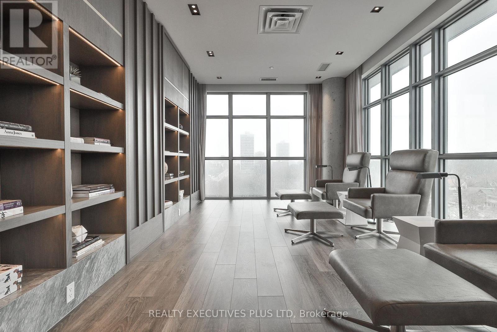 424 - 501 St. Clair Avenue W, Toronto, Ontario  M5P 0A2 - Photo 23 - C12933170