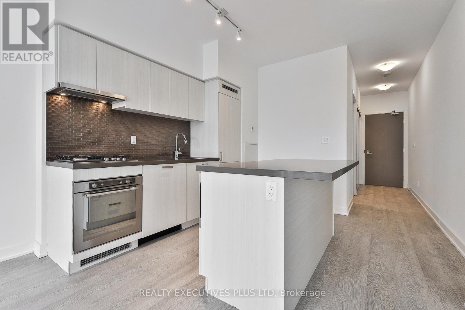 424 - 501 St. Clair Avenue W, Toronto, Ontario  M5P 0A2 - Photo 6 - C12933170
