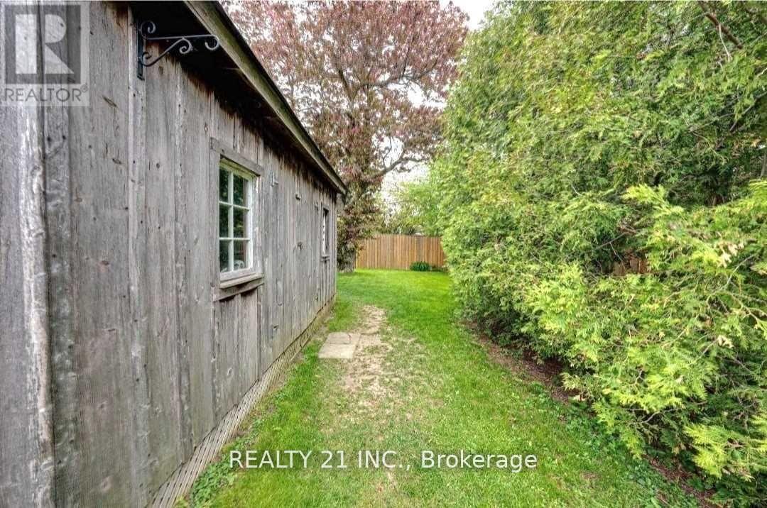 812 Sanok Drive, Pickering, Ontario  L1W 2P9 - Photo 20 - E12933174