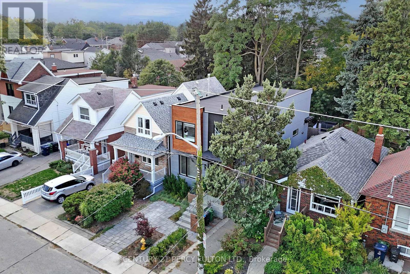 84 Wiley Avenue, Toronto, Ontario  M4J 3W6 - Photo 2 - E12933186