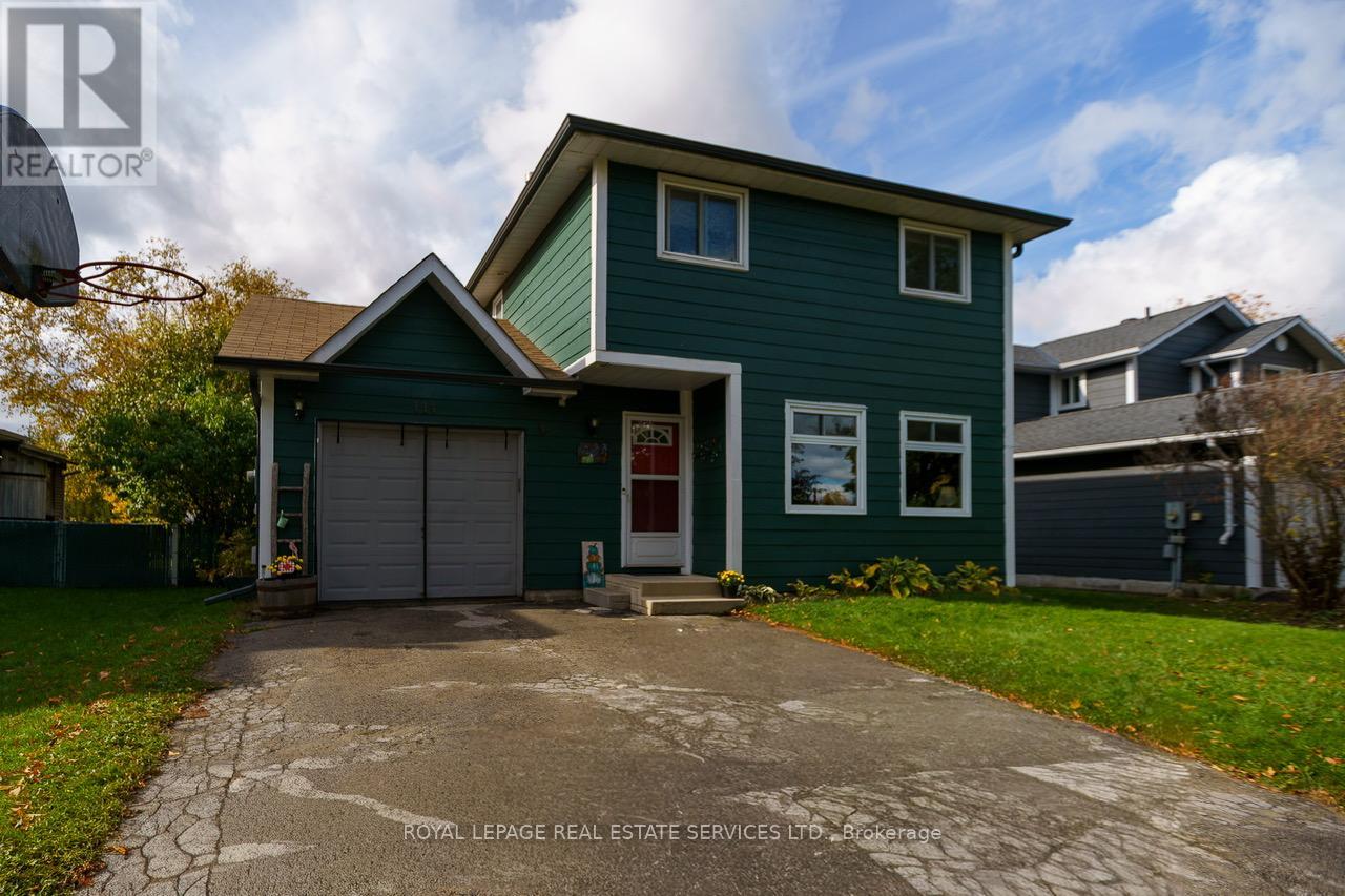 114 Elizabeth Street, Barrie (Ardagh), Ontario  L4N 6P2 - Photo 4 - S12933192