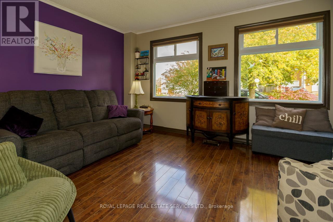 114 Elizabeth Street, Barrie (Ardagh), Ontario  L4N 6P2 - Photo 7 - S12933192