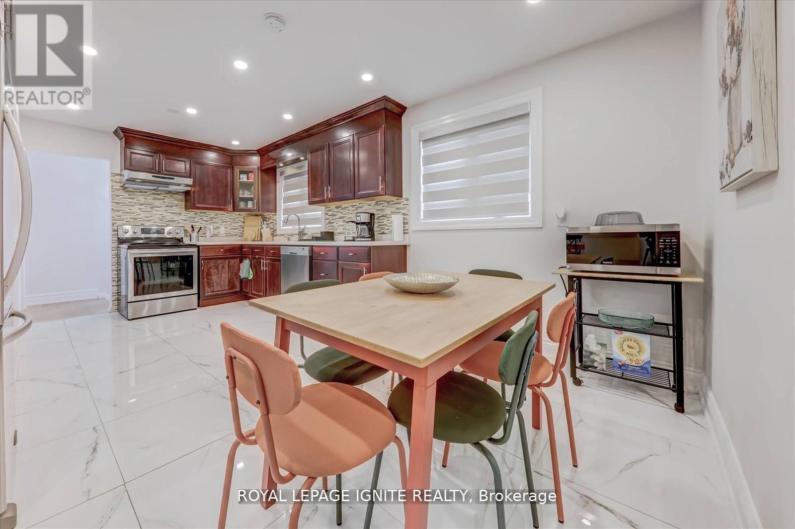 Main - 4023 Bishopstoke Lane, Mississauga, Ontario  L4Z 1H9 - Photo 14 - W12933180