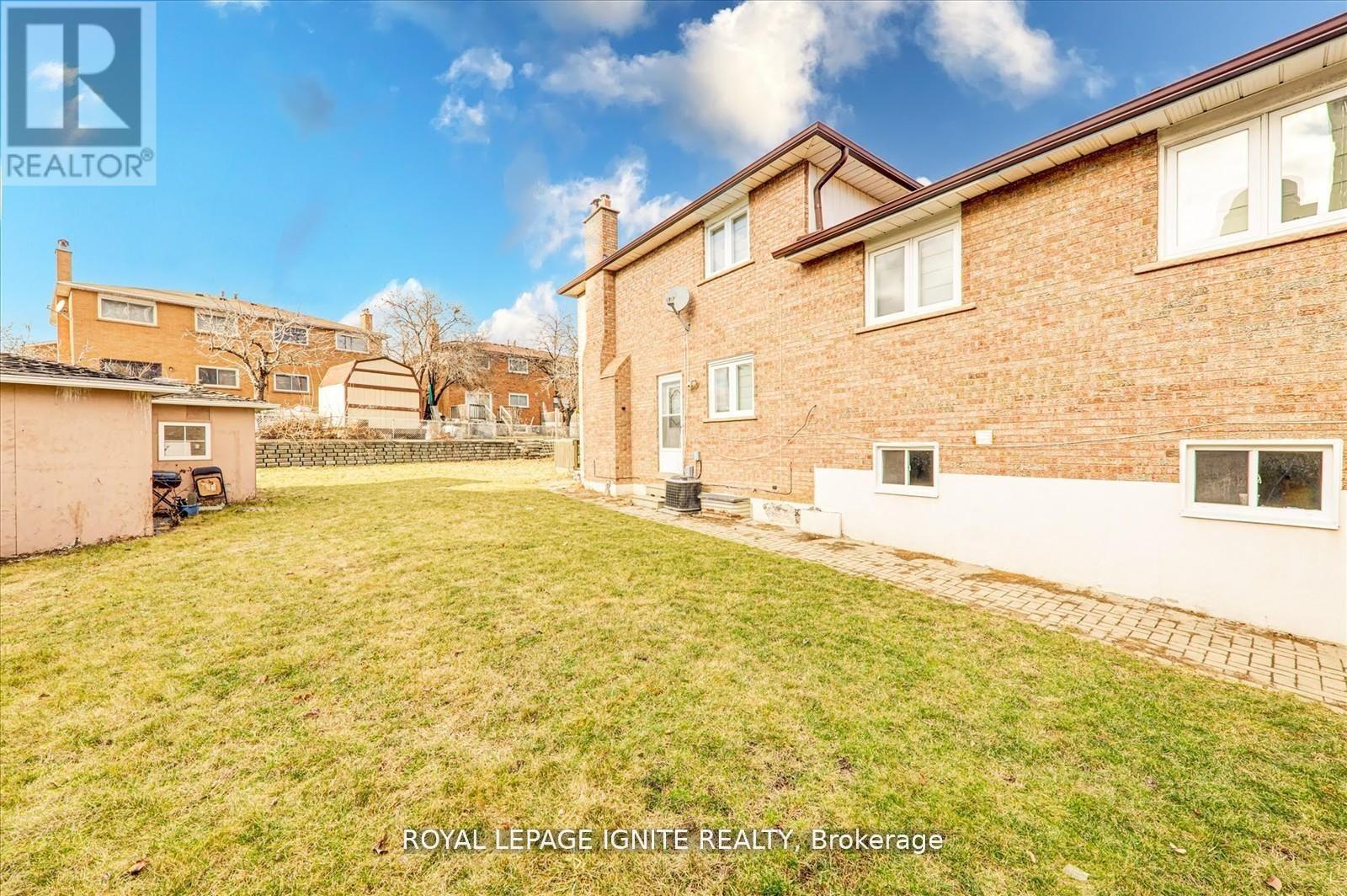 Main - 4023 Bishopstoke Lane, Mississauga, Ontario  L4Z 1H9 - Photo 34 - W12933180
