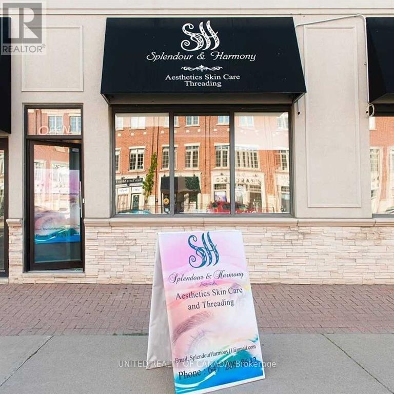 3c - 77 Lakeshore Road W, Oakville, Ontario L6K 1C9 - Photo 2 - W12933190