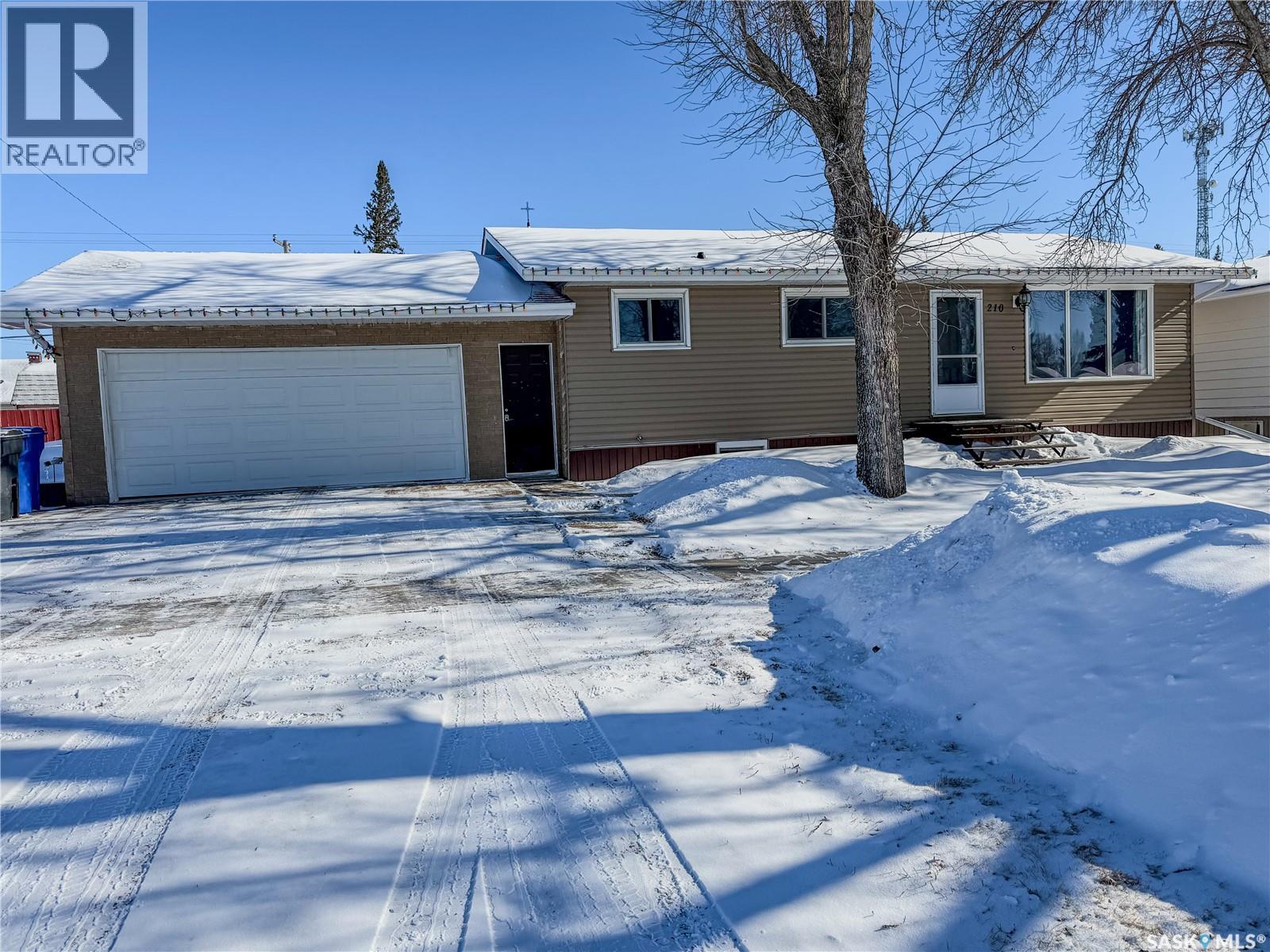210 Wells AVENUE E, Langenburg, Saskatchewan