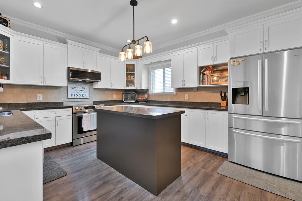 8021 Melburn Drive, Mission, British Columbia  V2V 7B6 - Photo 21 - R3100787