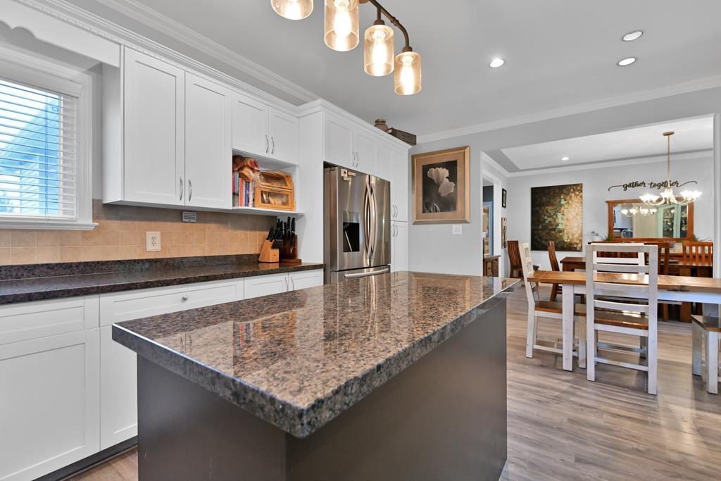 8021 Melburn Drive, Mission, British Columbia  V2V 7B6 - Photo 24 - R3100787