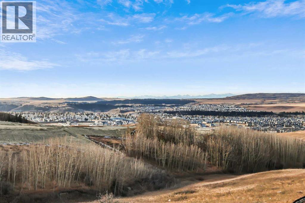 68 Heritage Ridge, Cochrane, Alberta  T4C 2J8 - Photo 1 - A2289865