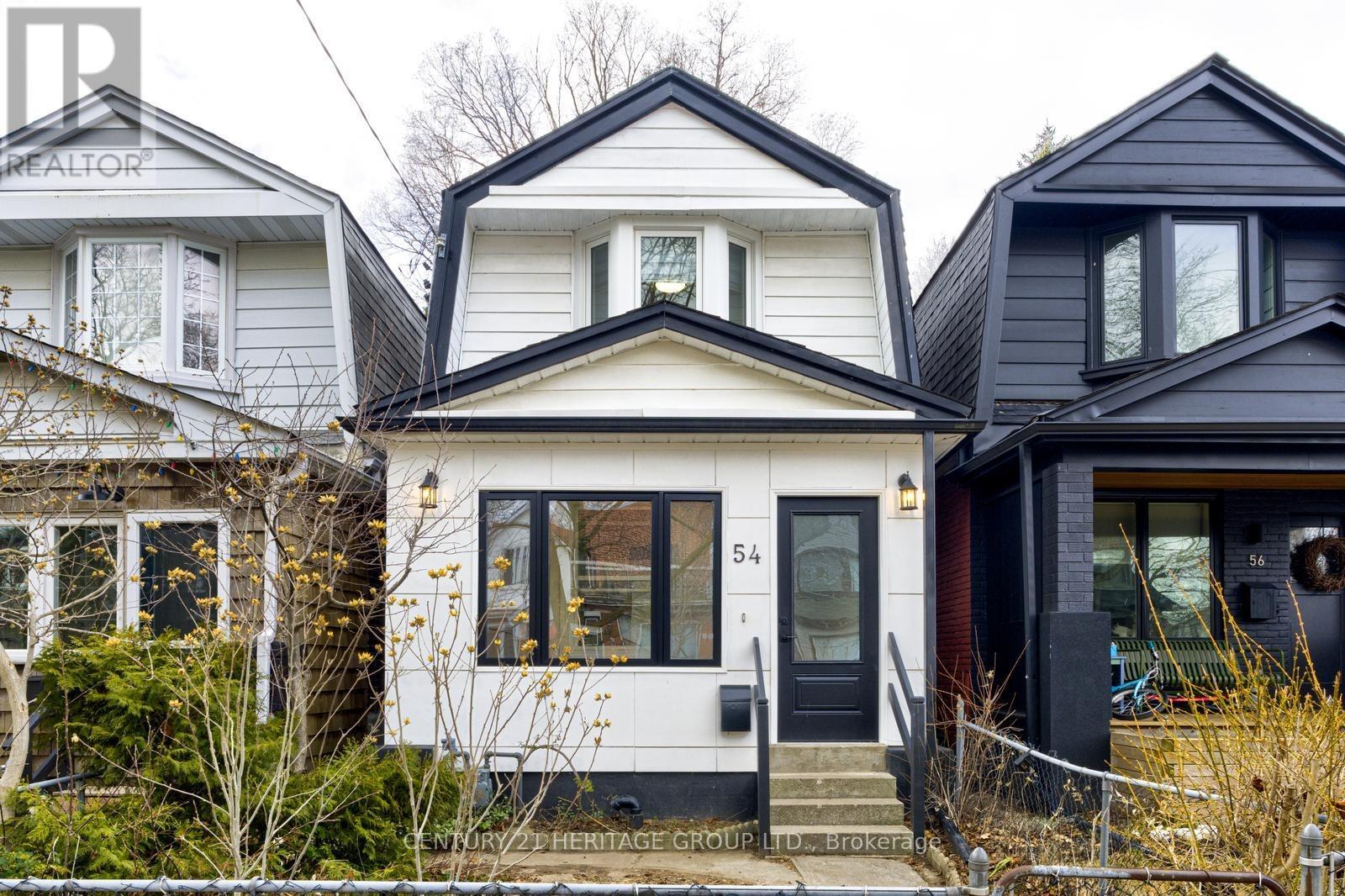 54 ROSEHEATH AVENUE, Toronto, Ontario