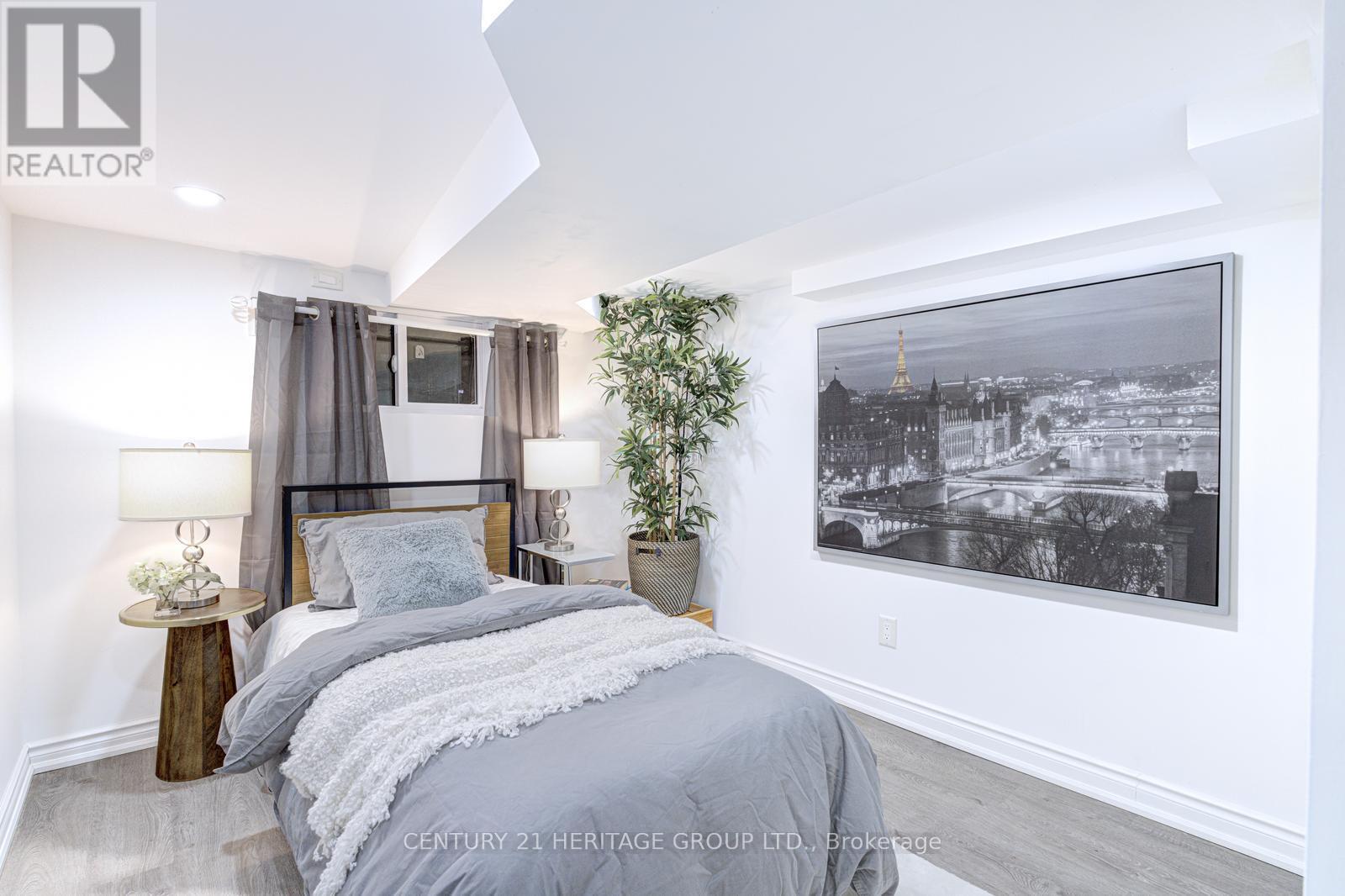 54 Roseheath Avenue, Toronto, Ontario  M4C 3P5 - Photo 35 - E12933116