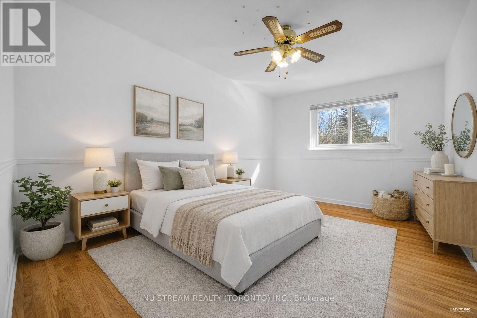 18 Emily Carr Street, Markham, Ontario  L3R 2K4 - Photo 16 - N12932882