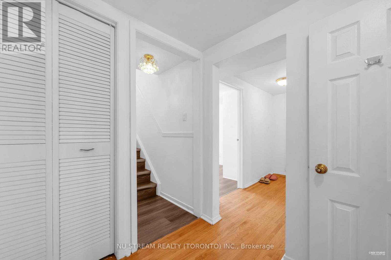 18 Emily Carr Street, Markham, Ontario  L3R 2K4 - Photo 24 - N12932882