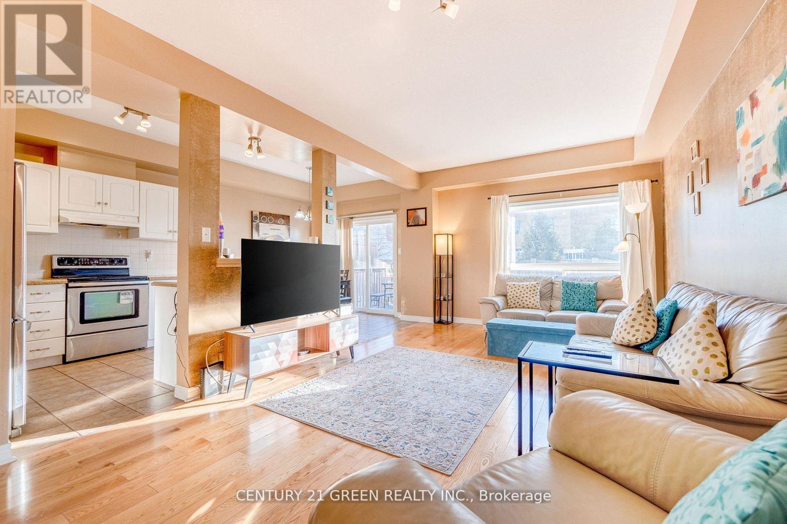 18 Palacebeach Trail, Hamilton, Ontario  L8E 5C3 - Photo 10 - X12932308