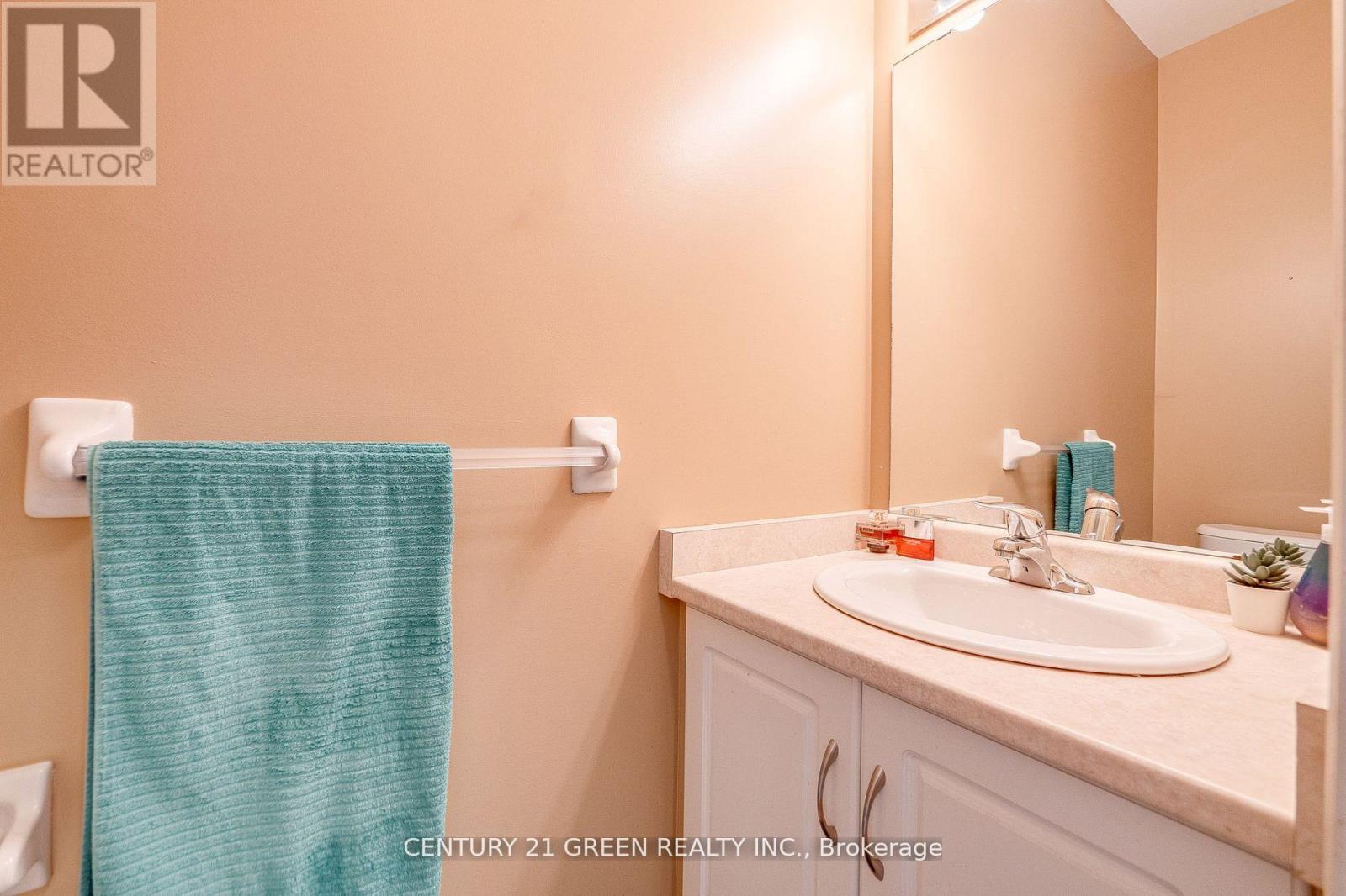 18 Palacebeach Trail, Hamilton, Ontario  L8E 5C3 - Photo 18 - X12932308