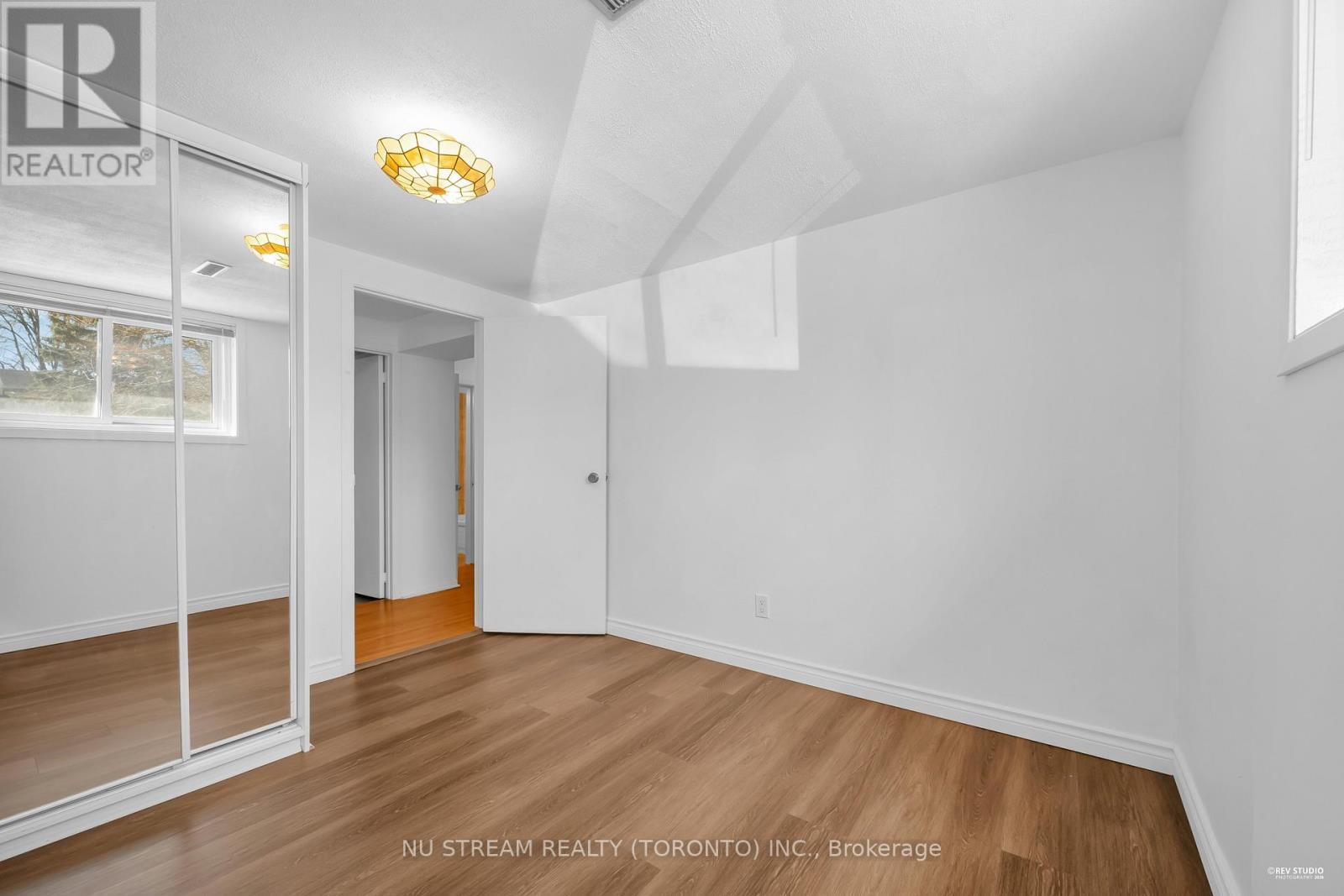 18 Emily Carr Street, Markham, Ontario  L3R 2K4 - Photo 26 - N12932882