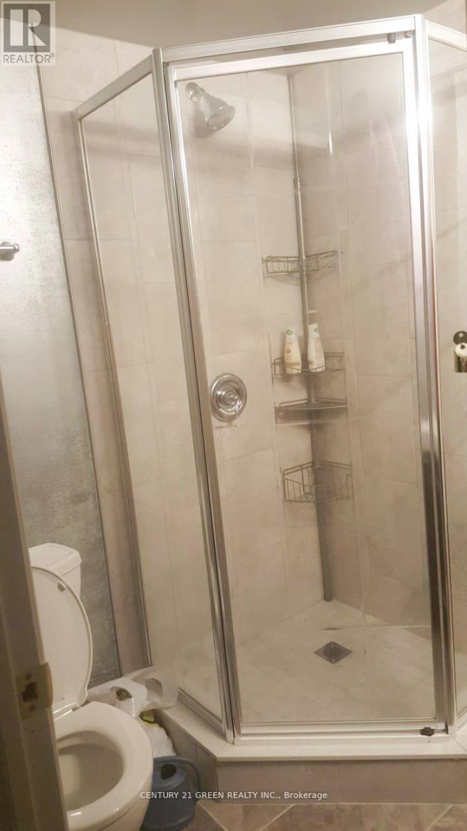 18 Palacebeach Trail, Hamilton, Ontario  L8E 5C3 - Photo 34 - X12932308