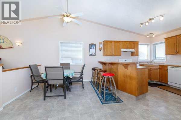 12 Dentoom, Red Deer, Alberta  T4R 3H6 - Photo 8 - A2288377