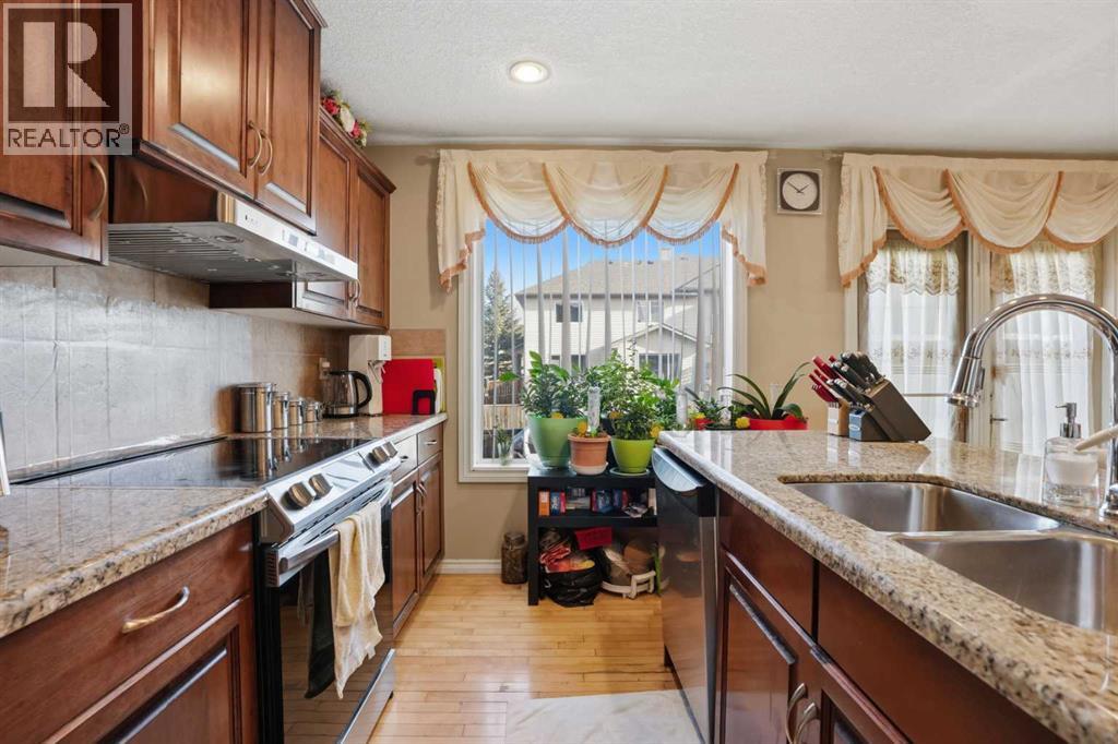 197 West Creek Boulevard, Chestermere, Alberta  T1X 1S8 - Photo 10 - A2281426