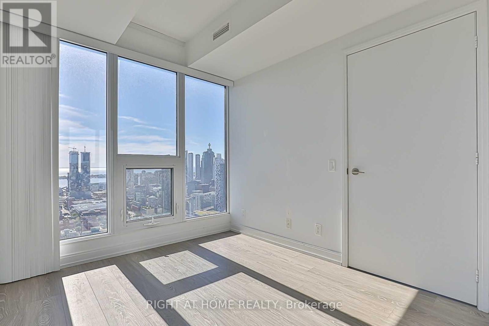 5210 - 181 Dundas Street E, Toronto, Ontario M5A 0N5 - Photo 9 - C12832140